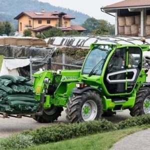 Medium Capacity Thl Turbofarmer 38.10-140 Merlo