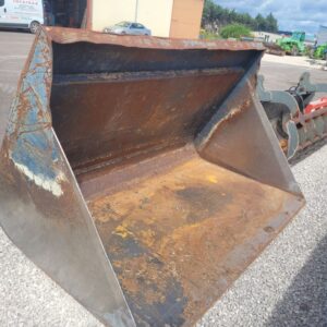 Godet Grand Volume 2500 Litres 2600€ HT